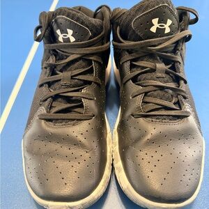 Under Armour Jet Basketball Shoes Boys Youth Size 5Y